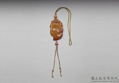 图片[2]-Amber abstinence pendant in the form of a peach, Qing dynasty (1644-1911)-China Archive